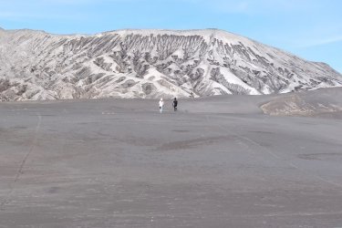 Ijen to Bromo tour from Bali, and continue to Borneo orangutan tours 6D5N Ijen to Bromo tour from Bali, and continue to Borneo orangutan tours 6D Ijen to Bromo tour package from Bali, and continue to Borneo orangutan tours for adventure of Indonesia exploring within 6 days 5 nights natural lover trip Ijen to Bromo Tour