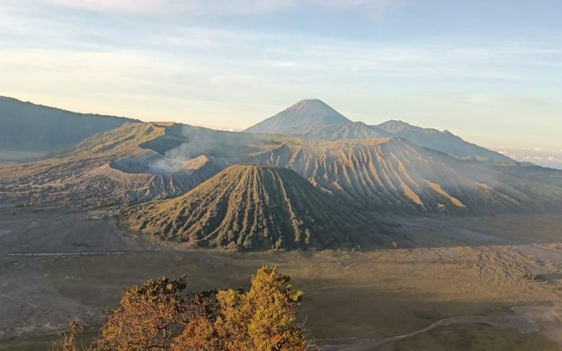 Optional travel from Bali to Bromo sunset tour 1 day optional travel package from Bali to Bromo sunset tour Ijen to Bromo Tour