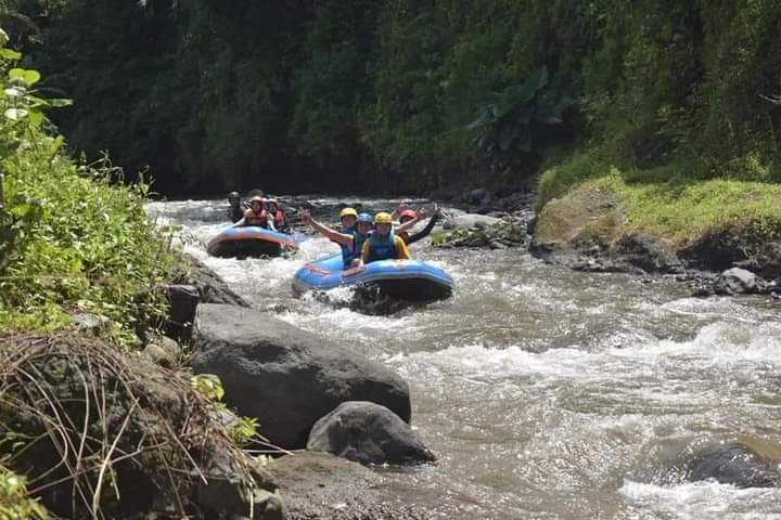 Optional trip to Borobudur - Prambanan, and to Tumpak Sewu - Bromo Ijen tour to Bali 5D  Optional trip to Borobudur - Prambanan, and to Tumpak Sewu waterfall - Bromo Ijen tour to Bali 5D  Holiday travel package from Yogyakarta for an optional trip to Borobudur, Prambanan to Tumpak Sewu waterfall - Mt Bromo and Ijen crater tour, then to Bali 5D  Ijen to Bromo Tour