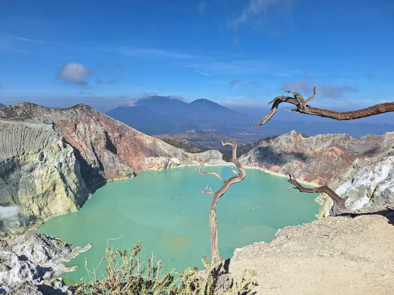 Tour to Borobudur - Prambanan, Tumpak Sewu, Bromo, Kalibaru plantation and Ijen crater - to Bali 5D Travel to Borobudur, Prambanan to Tumpak Sewu waterfall and Bromo Ijen tour - to Bali 5D The holiday travel for exploring trip from Yogyakarta to Borobudur, Prambanan, Tumpak Sewu waterfall, Bromo, Kalibaru plantation and Ijen crater to Bali 5D Ijen to Bromo Tour
