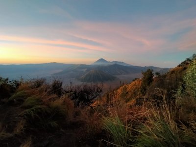 East Java adventure package from Malang or Surabaya for Paragliding adventure, Bromo sunrise tour &  Ijen to Bromo Tour